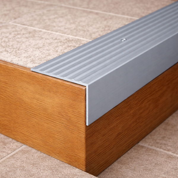 Bullnose aluminium stair nosing with rounded edge profile