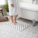 Premium Non-Slip Bathmat with Minimalist Abstract Design - 39 x 60cm for Comfort and Safety