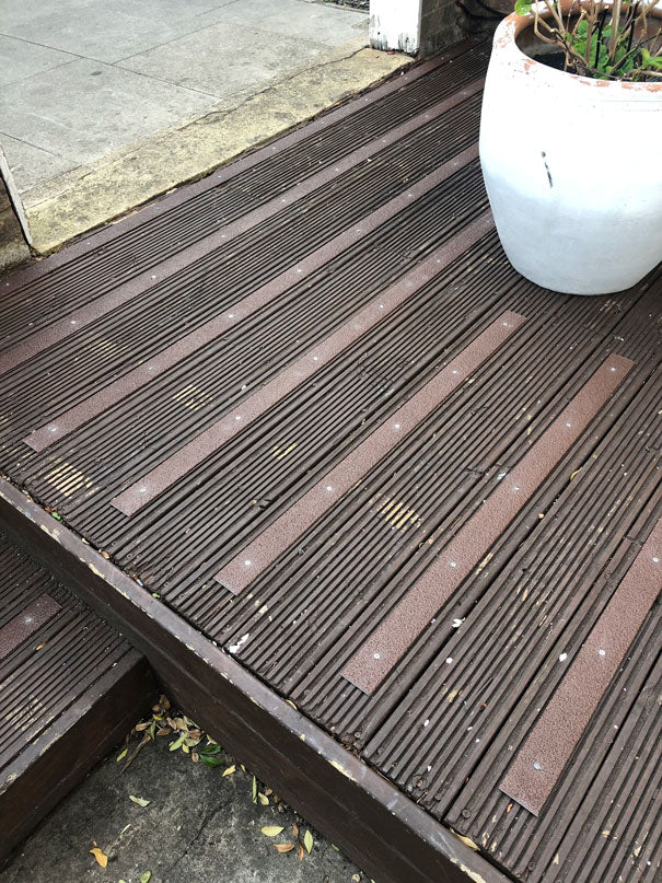 90mm Fine Grit Non-Slip Decking Strips For Damp And Frosty Conditions